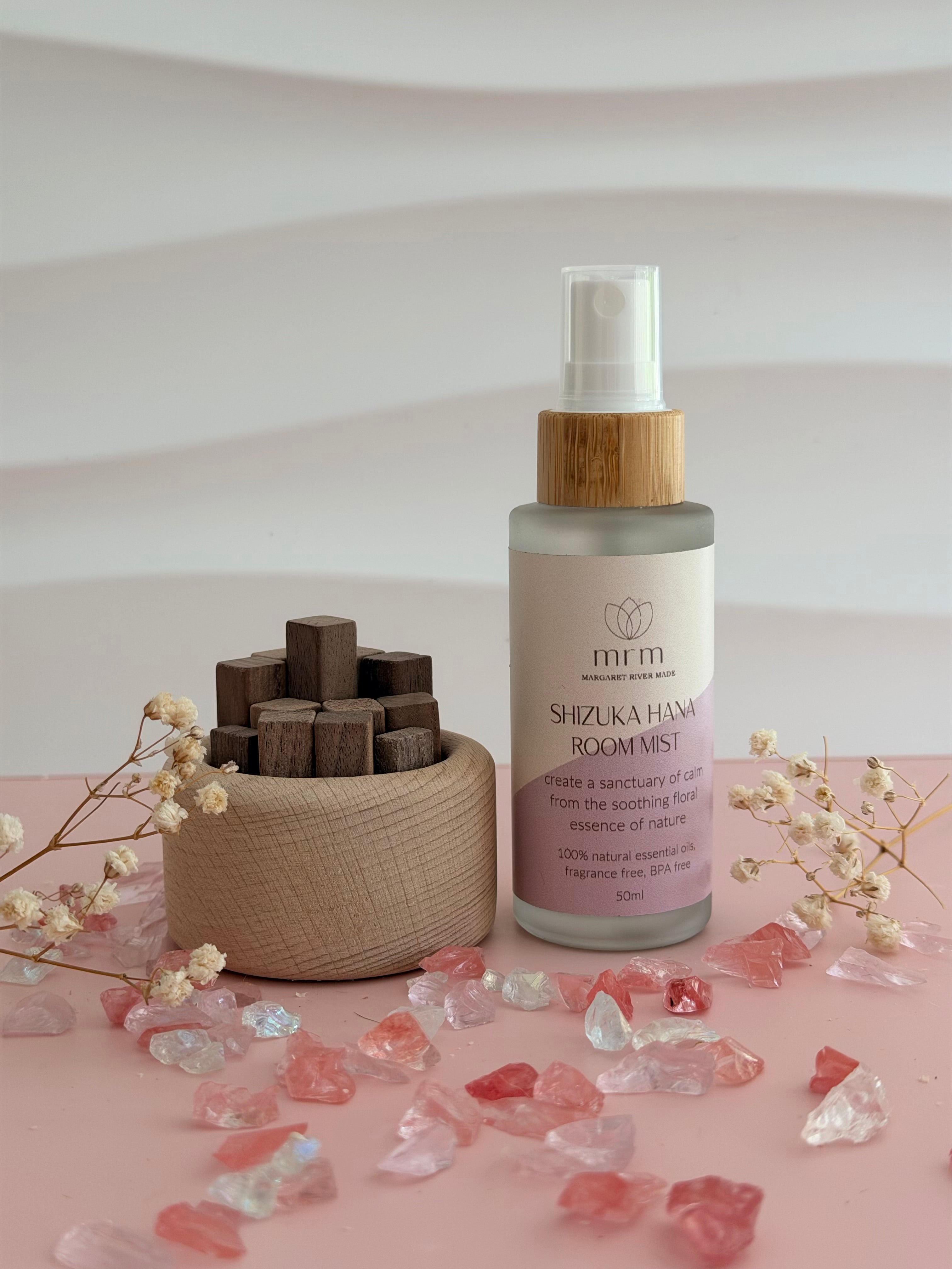 Shuzuka Hana Room Mist