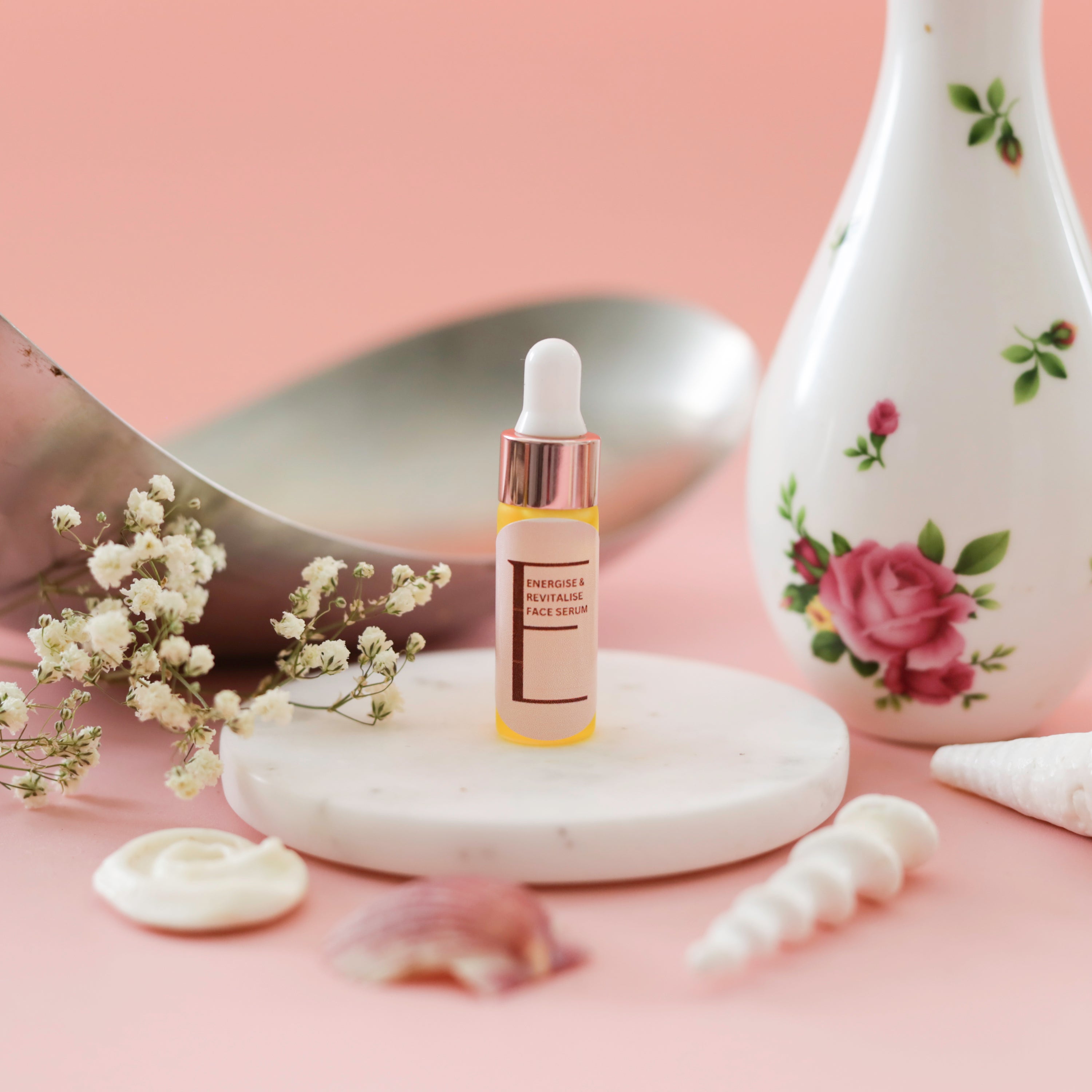 Energise & Revitalise Face Serum with Strawberry Seed & Fig Min Travel / Tester